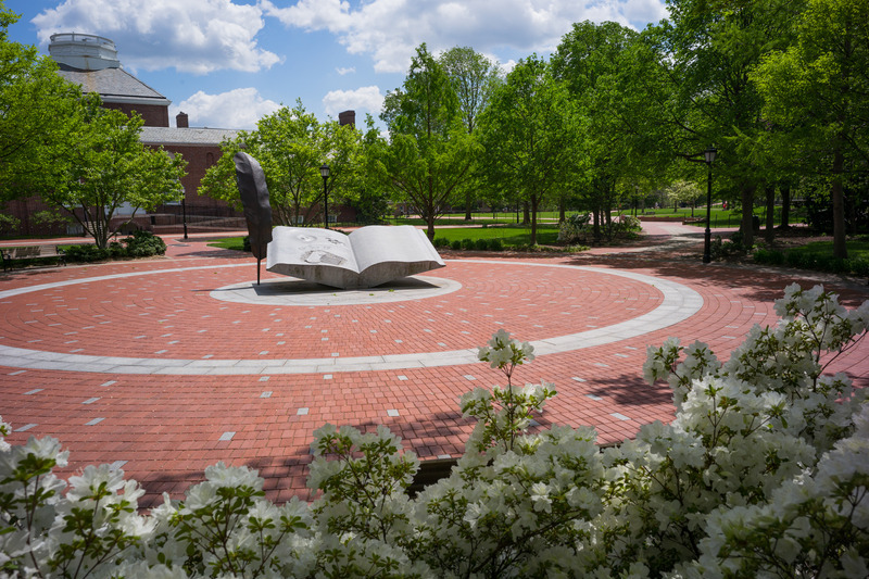 Mentors' Circle on the University of Delaware Newark campus in Spring 2021.